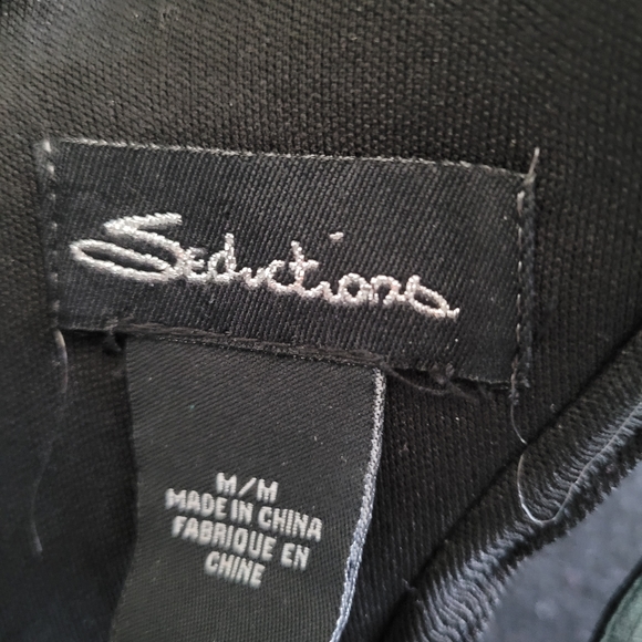 Black dress - Picture 4 of 4